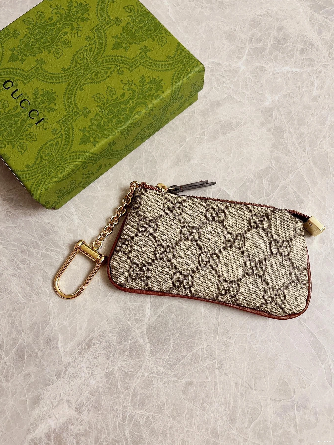 First bag ru matelassé Marmont Gucci key GG case 0801